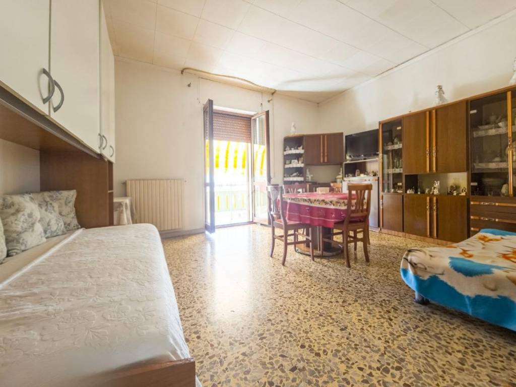 Appartamento a Manfredonia in Via Pola, 20 - Foto 2