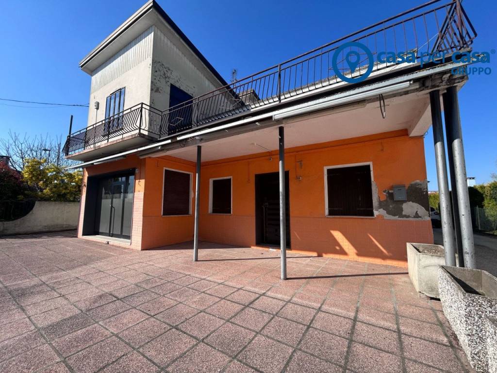 Casa indipendente a Rovigo in Via Rodolfo Rossi 38/A - Foto 2