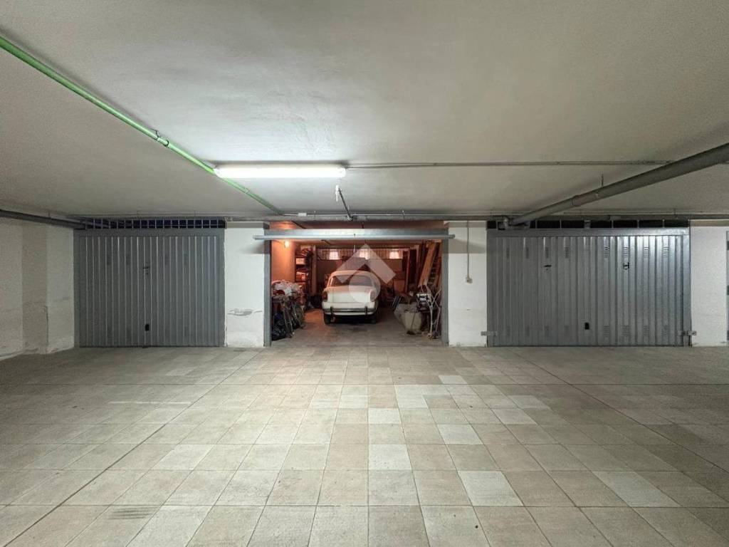 Box / garage a Brindisi in Via Bastioni San Giacomo, 62 - Foto 4