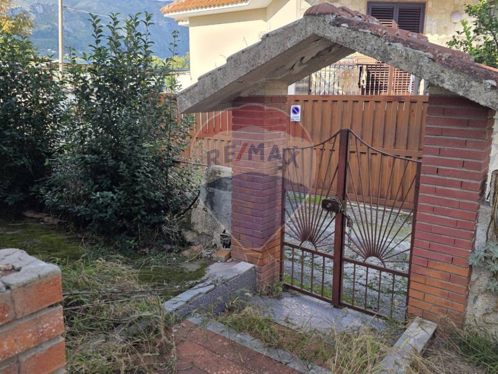 Villa a Spigno saturnia in via fornello - Foto 2