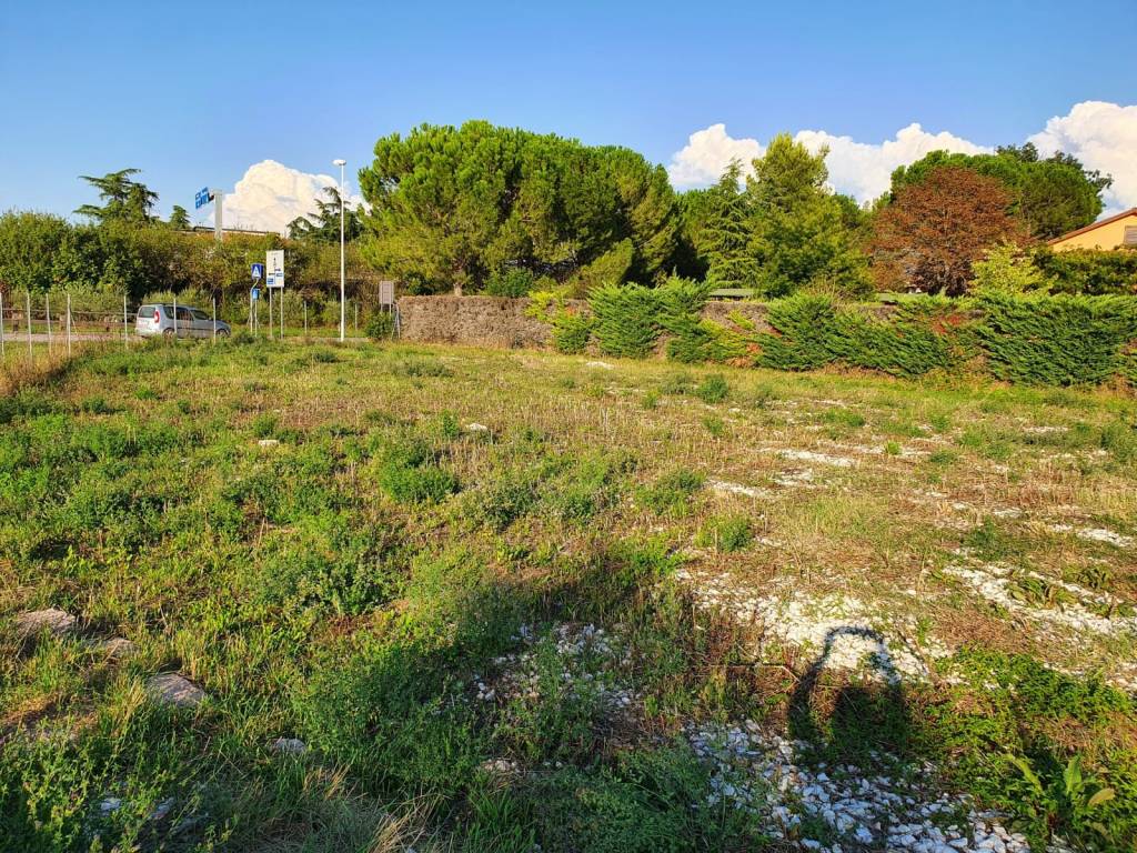 Terreno a Bastia umbra in Via Hochberg - Foto 3