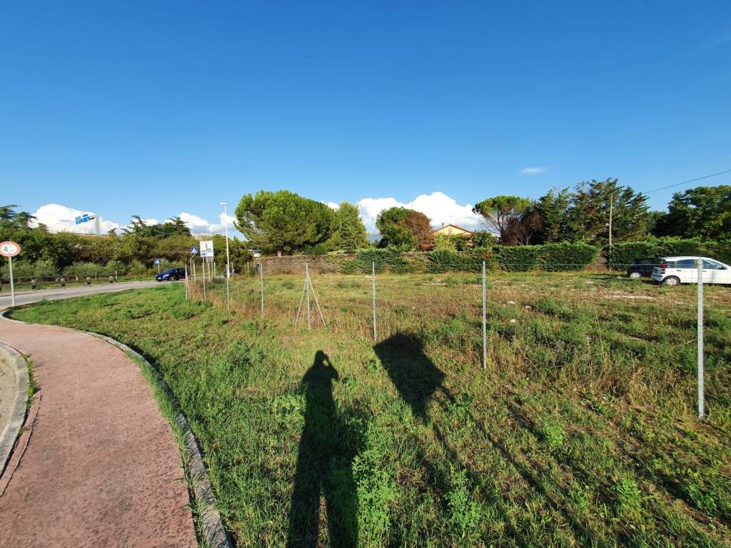 Terreno a Bastia umbra in Via Hochberg - Foto 4