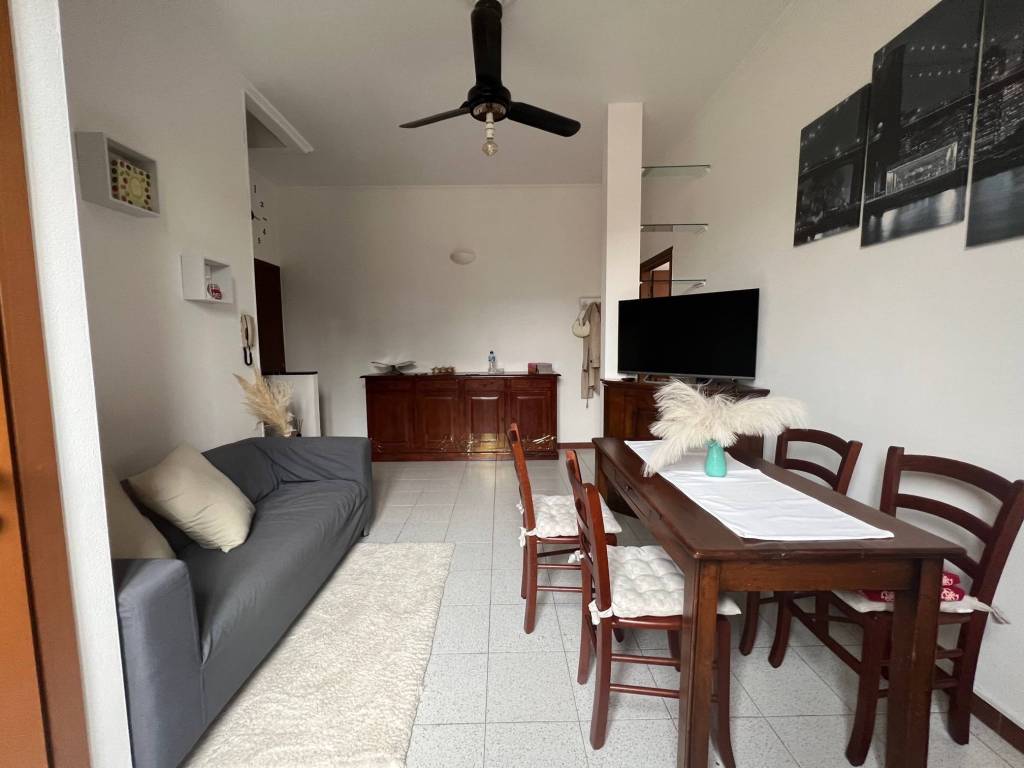 Appartamento a Como in Via Aristide Calderini - Foto 3