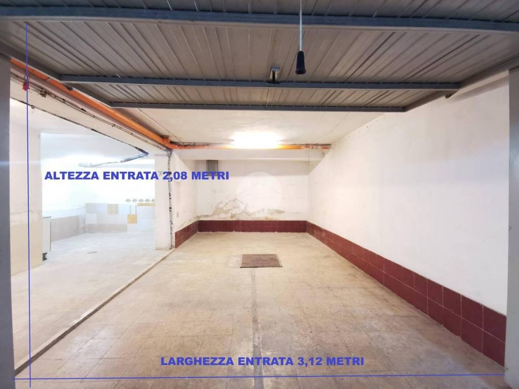 Immobile a Lucera in BOX VIA ROBERTO PASTORE, 36 - Foto 2