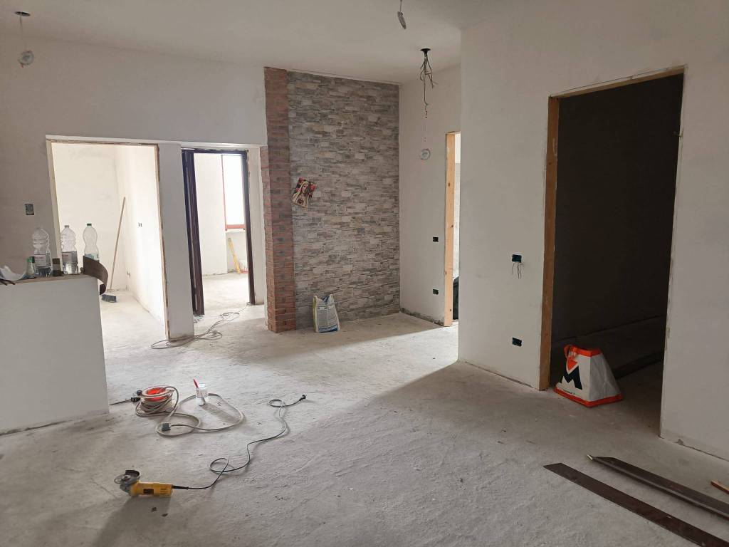 Appartamento a Anguillara sabazia in Via Campomarinaro - Foto 2