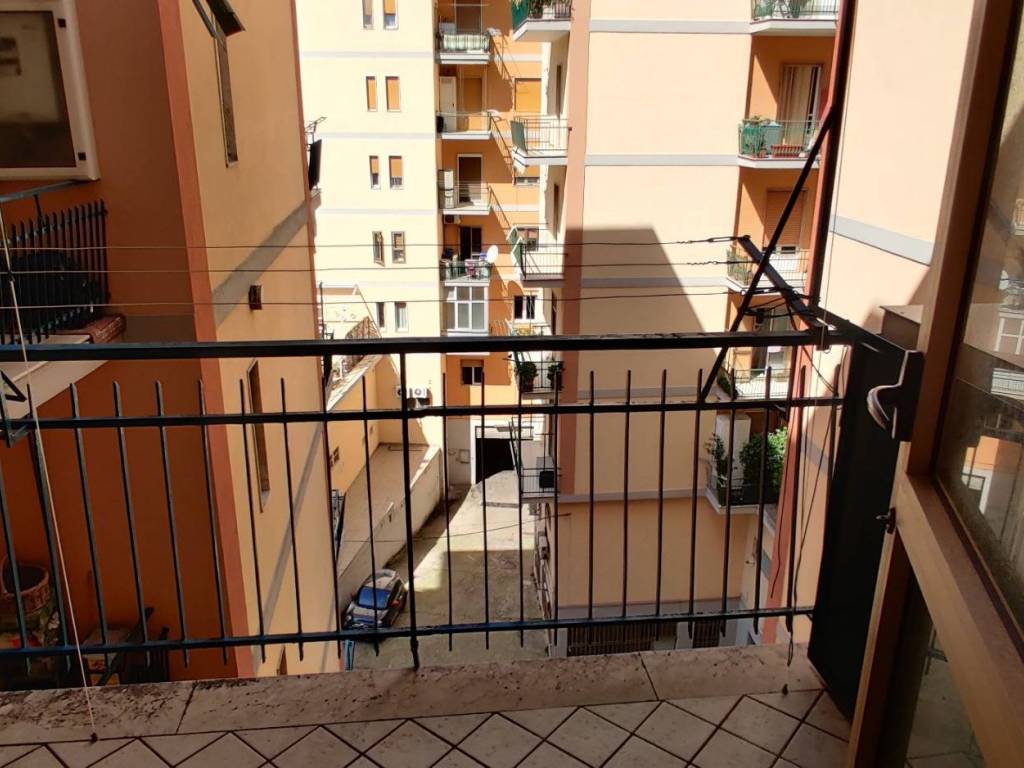 Appartamento a Salerno in Piazza d'Armi - Foto 5