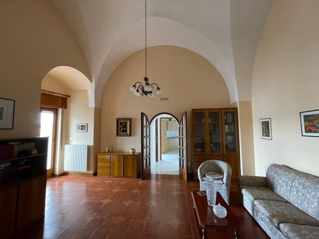 Appartamento a Ginosa in Via Largo Cortina - Foto 4