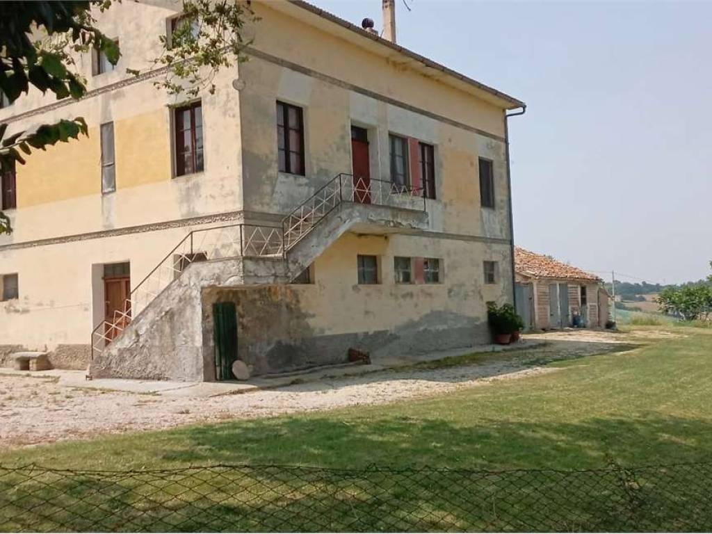 Rustico / casale a Montelparo - Foto 2