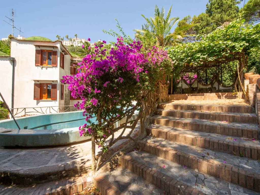 Villa a Vietri sul mare in Via Arbosto - Foto 3