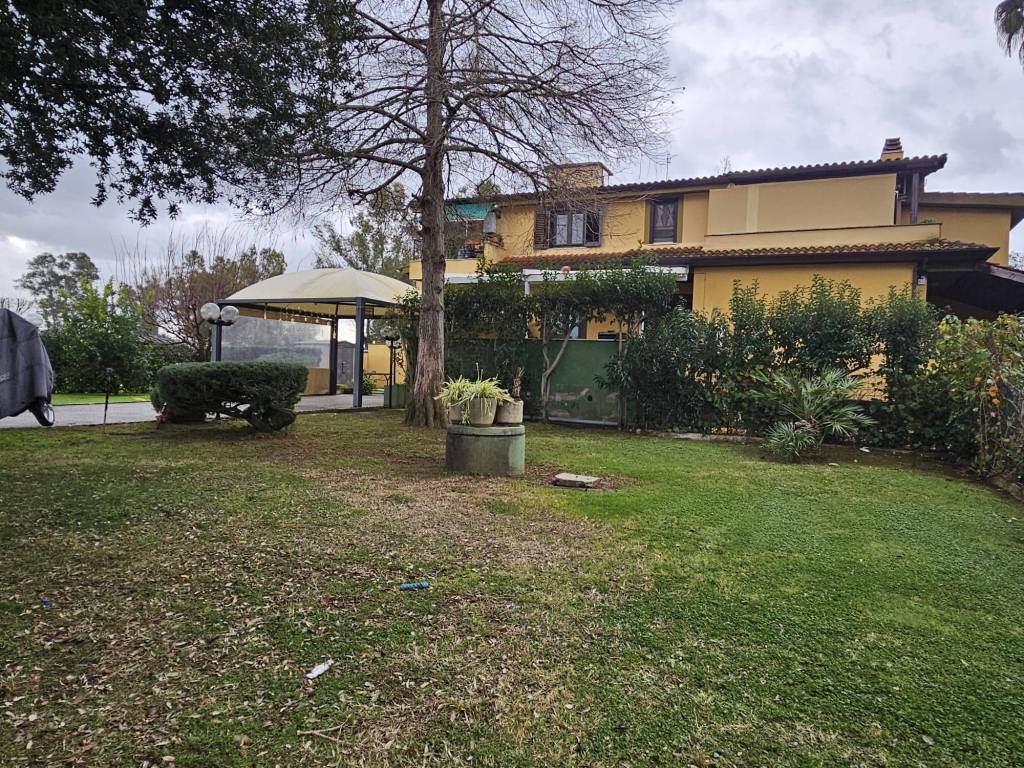 Appartamento a Latina in Strada Frassoneto - Foto 2