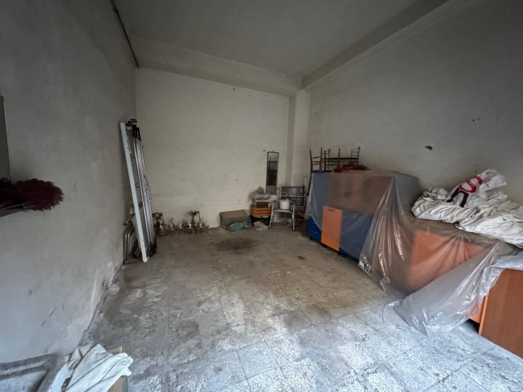 Box / garage a Catania in Via Suor Maria Mazzarello - Foto 4