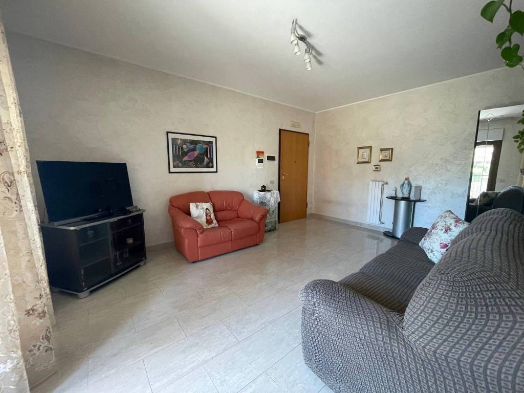 Appartamento a Ginosa in Via Enrico Berlinguer, 1 - Foto 2
