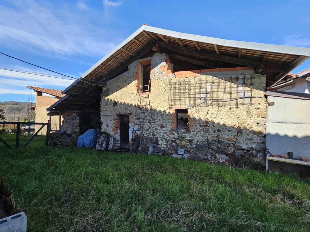 Rustico / casale a Zubiena in frazione Belvedere - Foto 3