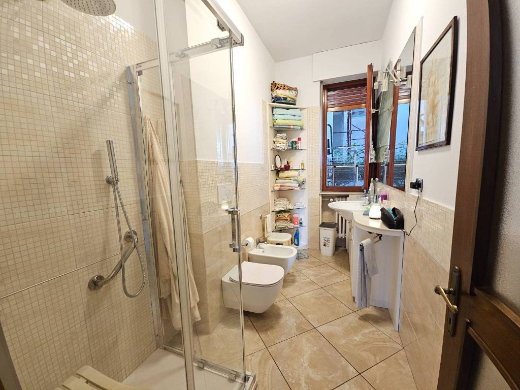 Appartamento a Lissone in Via Santi Pietro e Paolo, 31 - Foto 4