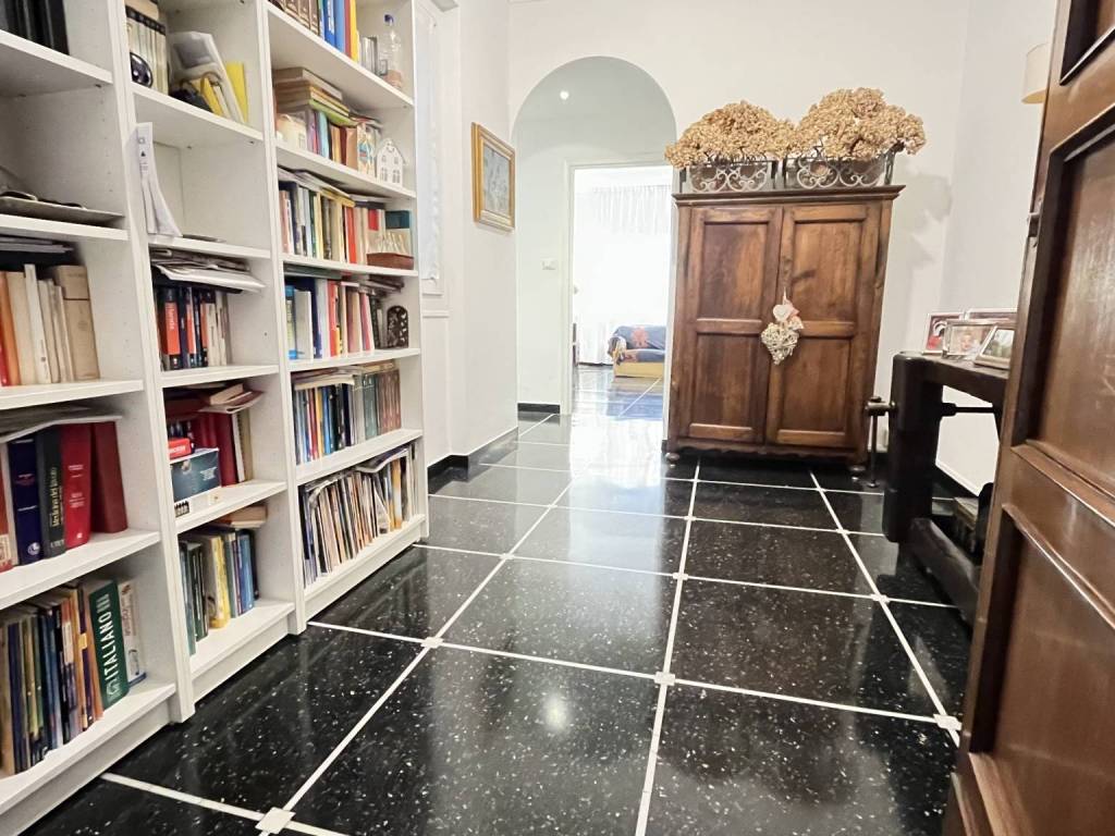 Appartamento a Genova in Via Montello, 19 - Foto 3