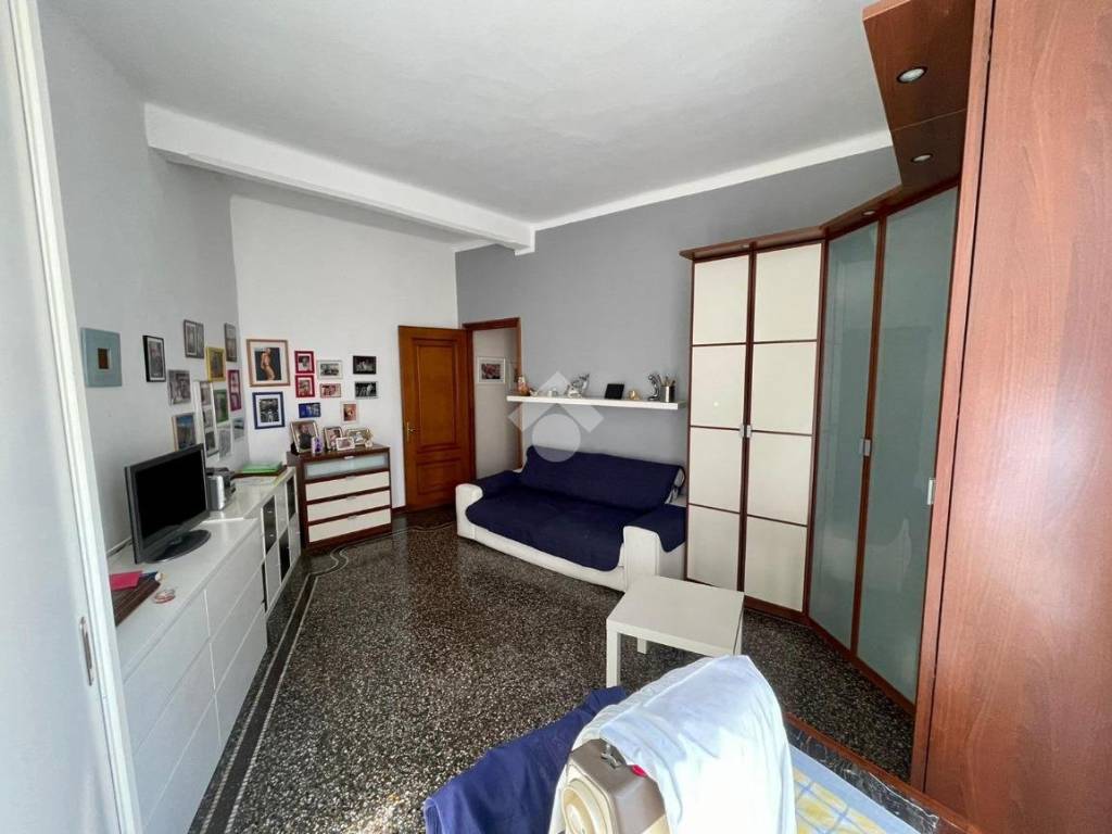 Appartamento a Genova in Via Pellegrino Matteucci, 3 - Foto 4