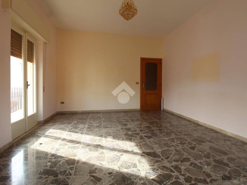 Appartamento a Reggio calabria in Via Regina Elena, 19 - Foto 2