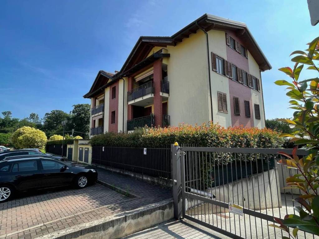 Appartamento a Samarate in Via Agusta, 441 - Foto 5