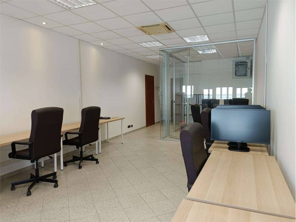 Immobile a Ferrara in Via del Commercio , 48 - Foto 2