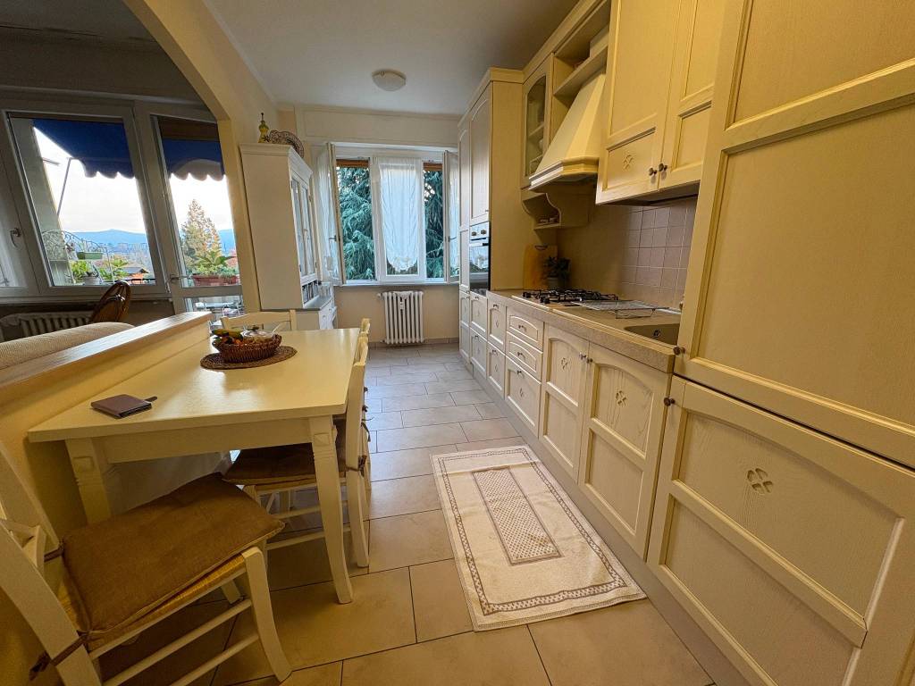 Appartamento a Verbania in Viale San Giuseppe - Foto 2