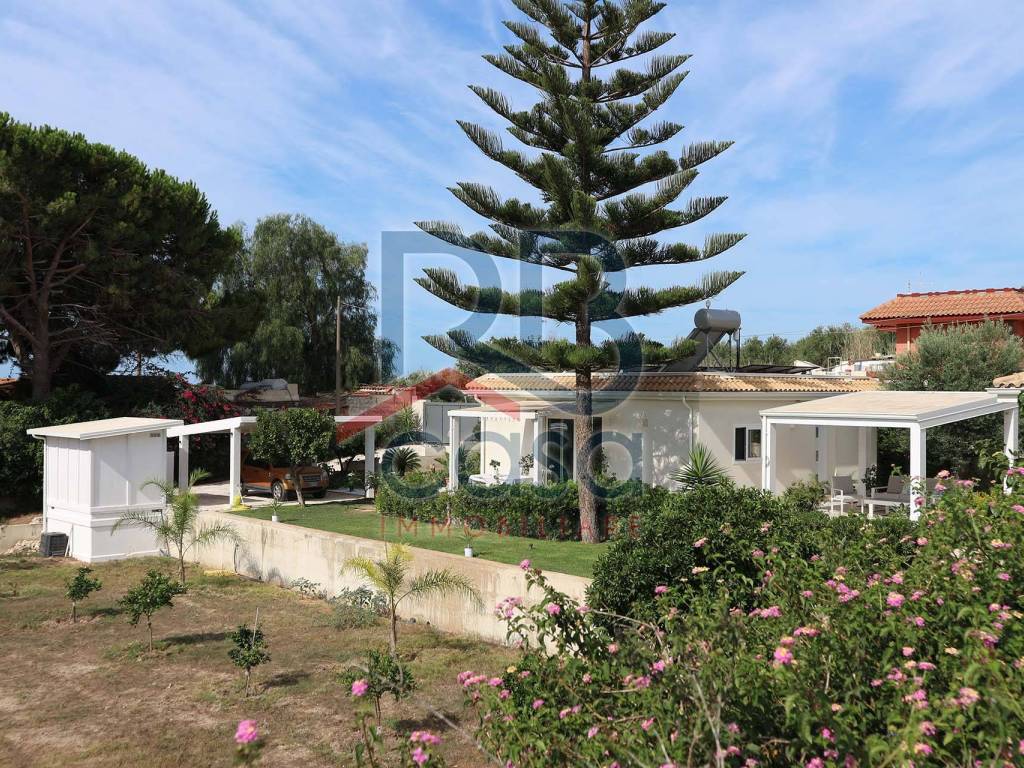 Casa indipendente a Ispica in Via del Giglio - Foto 5