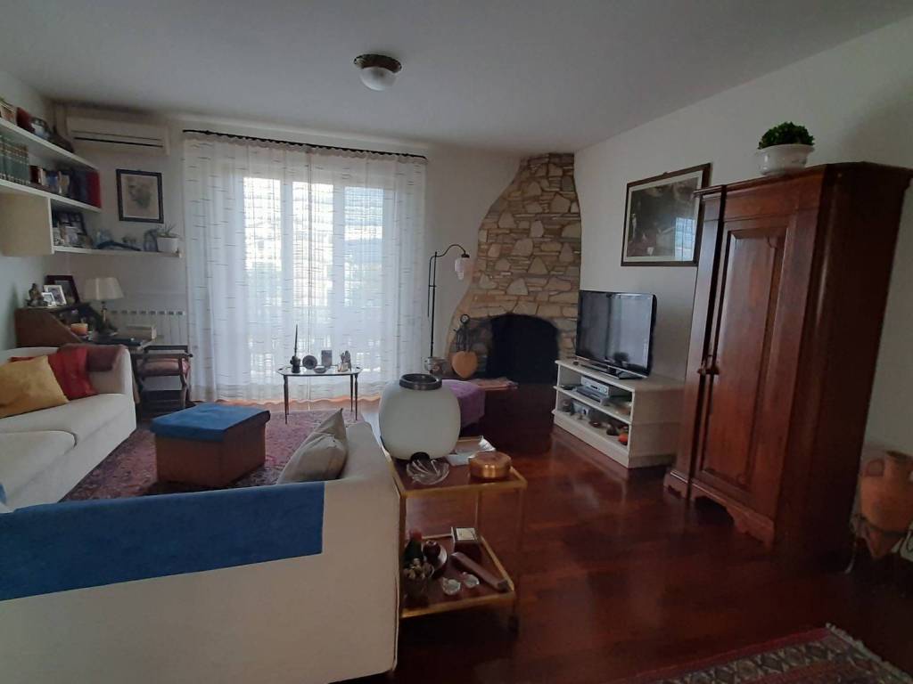 Appartamento a Pieve a nievole in Via Edmondo De Amicis - Foto 5