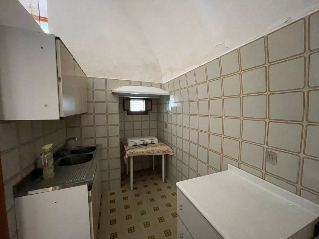 Box / garage a Ginosa in Via Pietro Siciliani S.N.C. - Foto 3