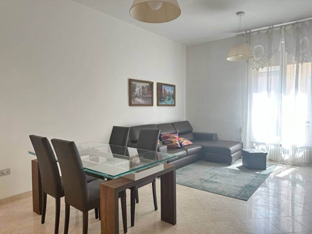 Appartamento a Parma in Strada 22 Luglio - Foto 2