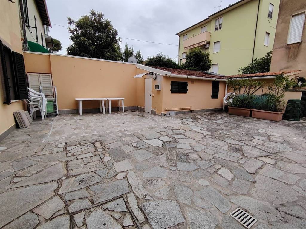 Appartamento a Rosignano marittimo in Via Sante Zennaro, 5 - Foto 2