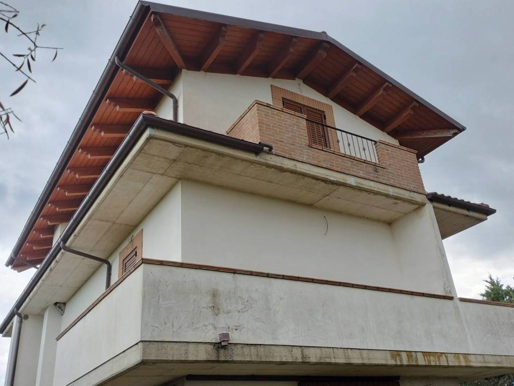 Villa a Collecorvino in Via Belvedere - Foto 5