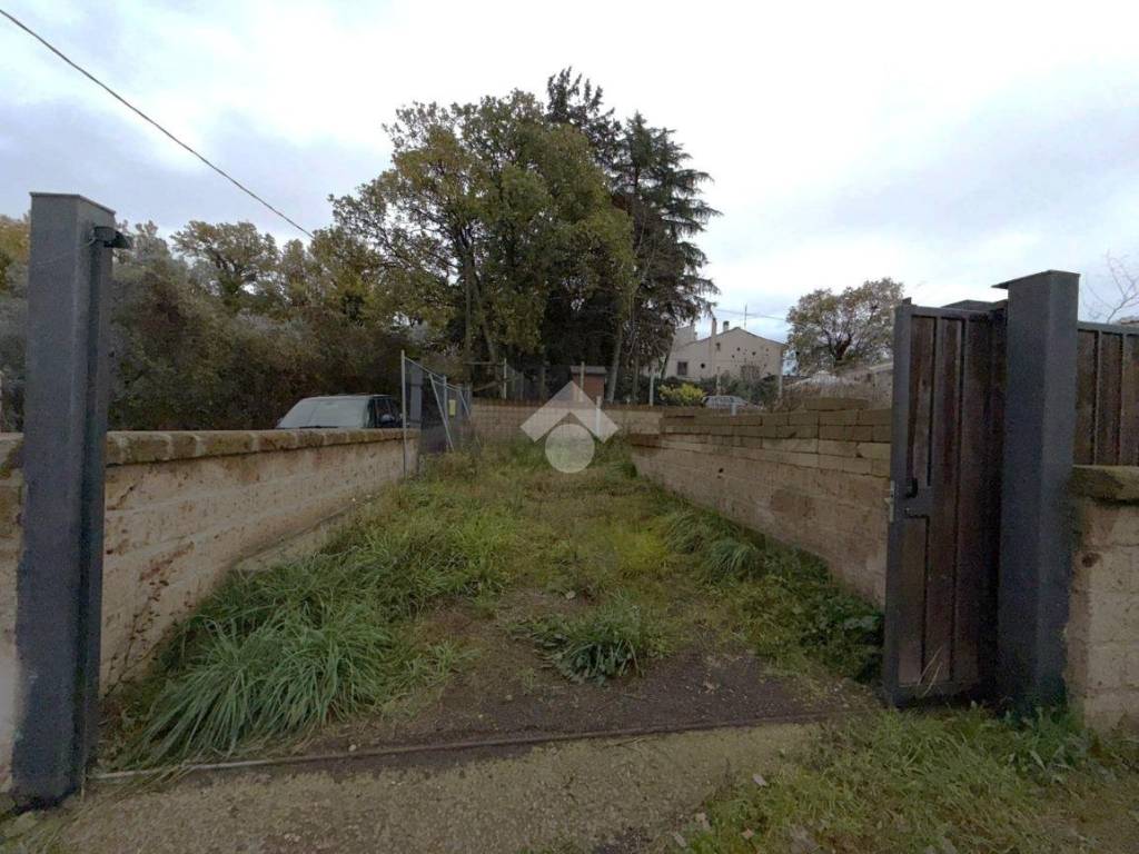Casa indipendente a Viterbo in Strada Pian di Legname - Foto 4