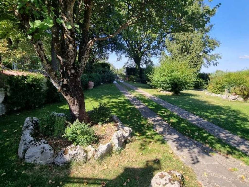 Villa a Rocca di botte in via castello - Foto 4