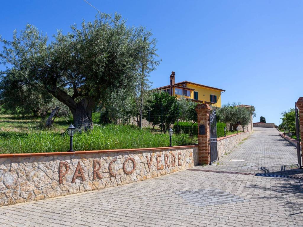 Palazzo / stabile a Patti in Contrada Camera - Foto 5