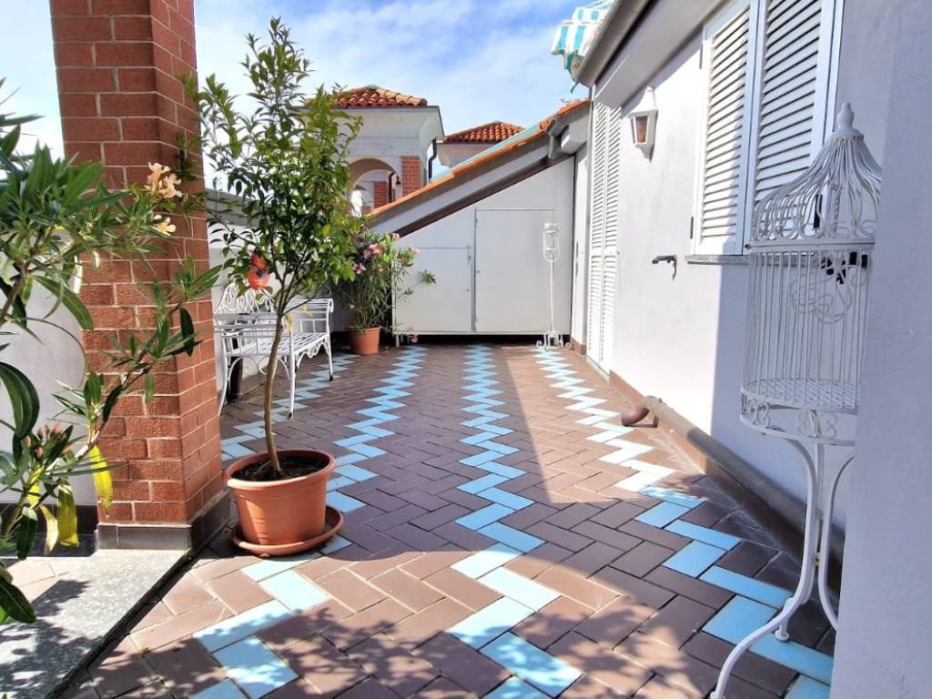 Attico / mansarda a Alessandria in Corso 20 Settembre - Foto 2