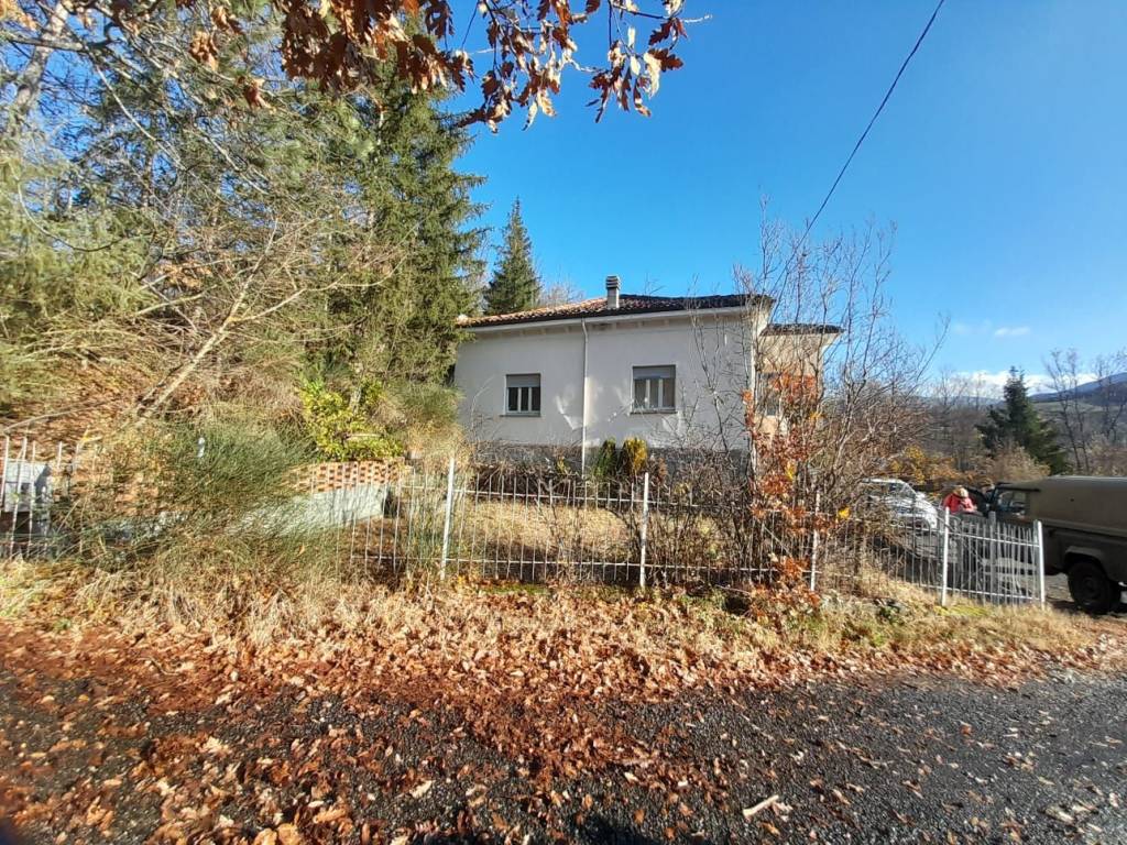 Villa a Ferriere in Località Bosco Nure - Foto 3