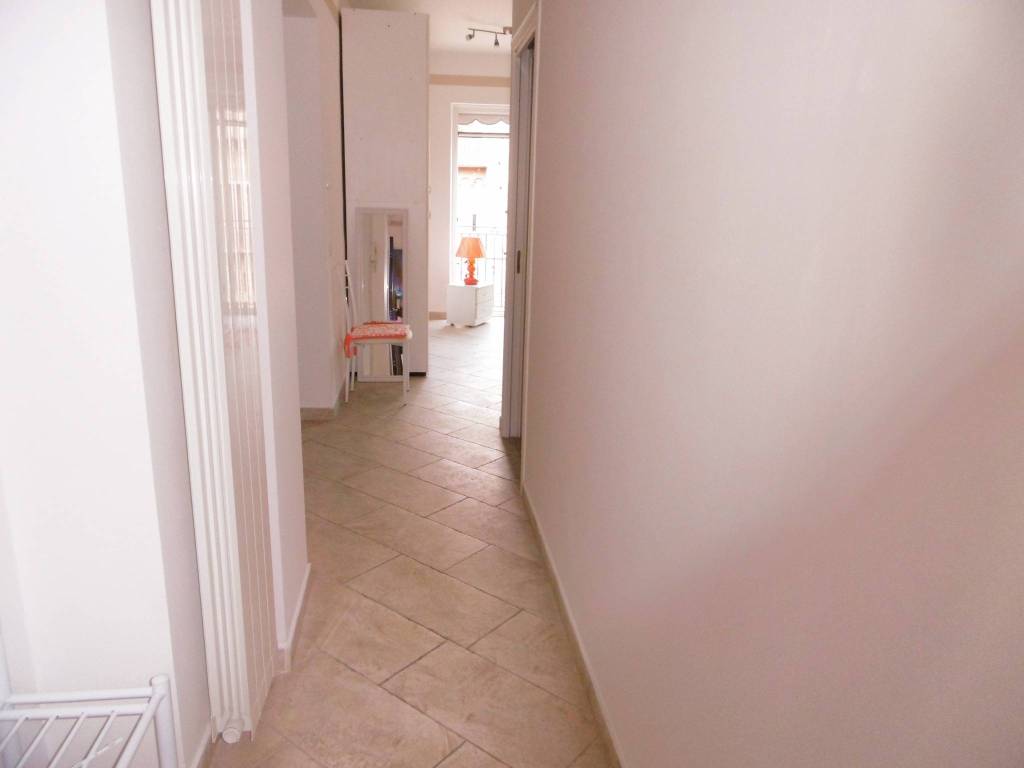 Appartamento a Galliate - Foto 3