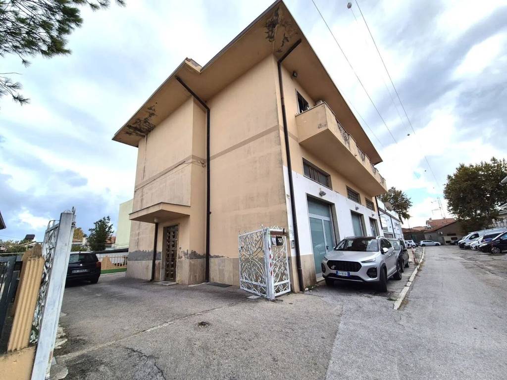 Appartamento a Pescara in Via Tiburtina Valeria - Foto 2