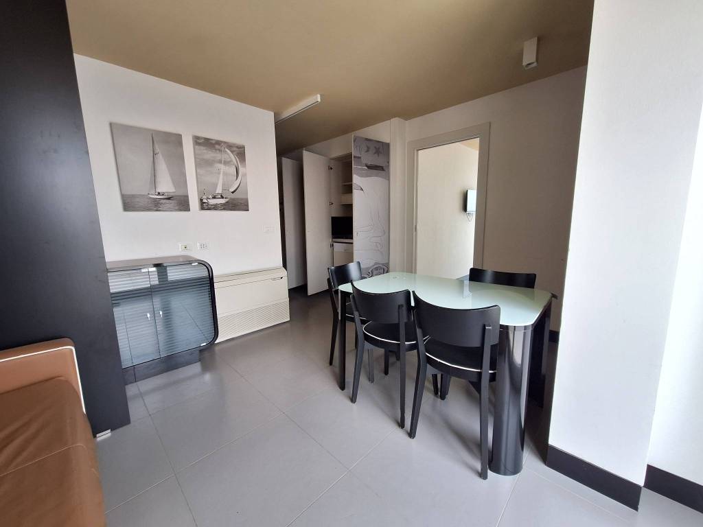 Appartamento a Rimini in Viale Porto Palos, 3 - Foto 2