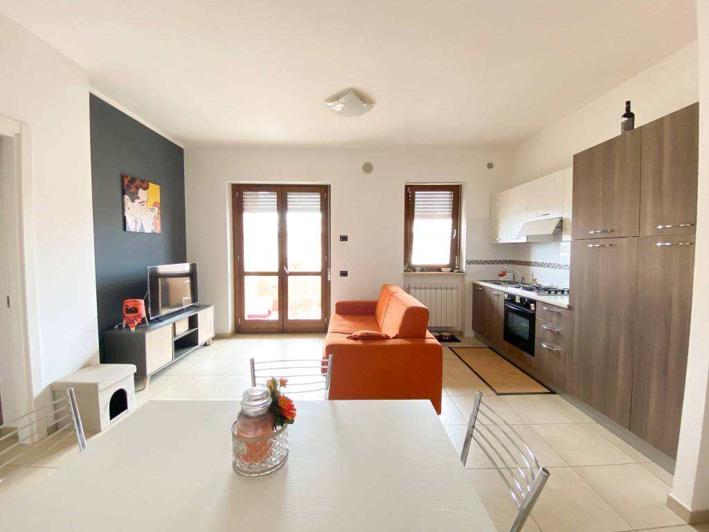 Appartamento a Viterbo in Via Vittorio Bachelet, 19 - Foto 4