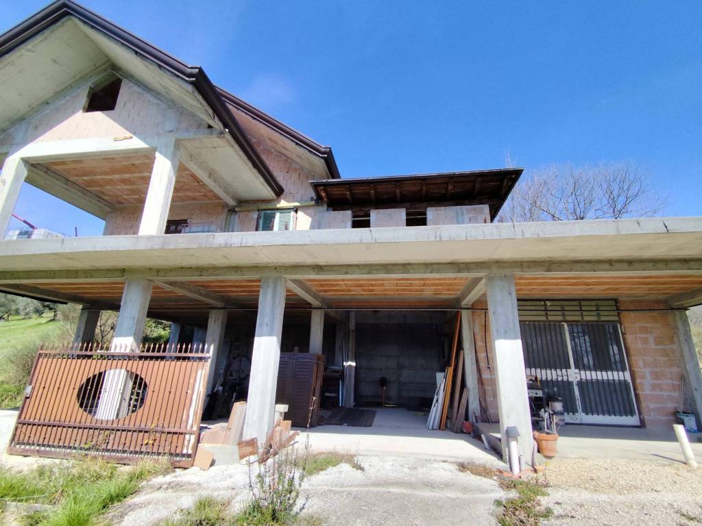 Villa a Frosinone in Via Impradessa, 2 - Foto 2