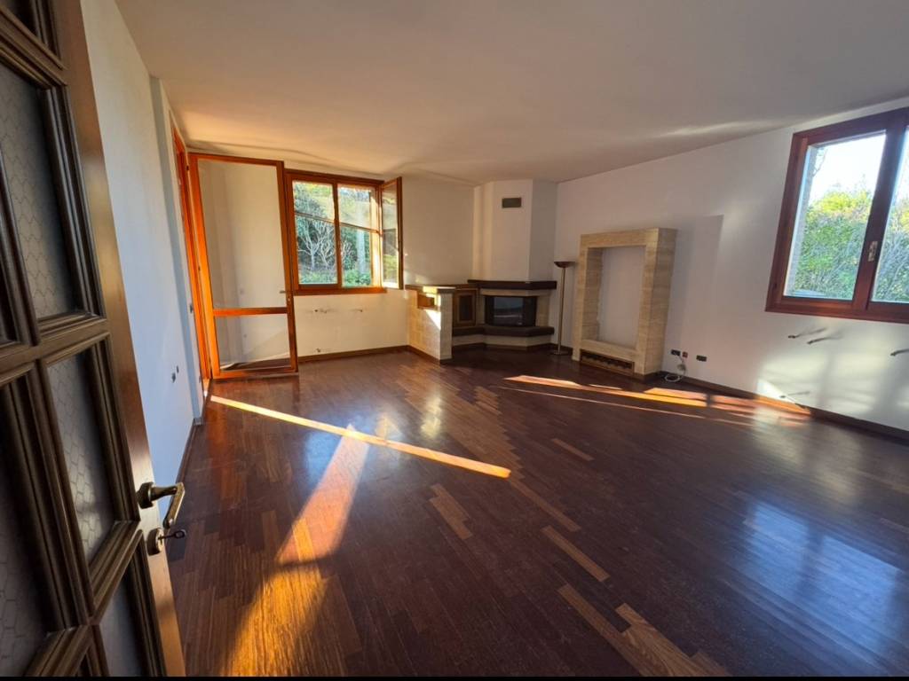 Villa a Pianoro in Via Lelli, 21 - Foto 4