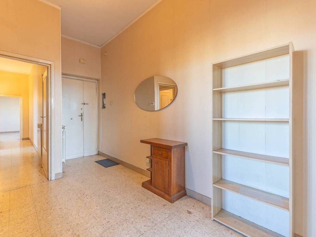 Appartamento a Viterbo in Via Santa Maria in Gradi, 7 - Foto 2