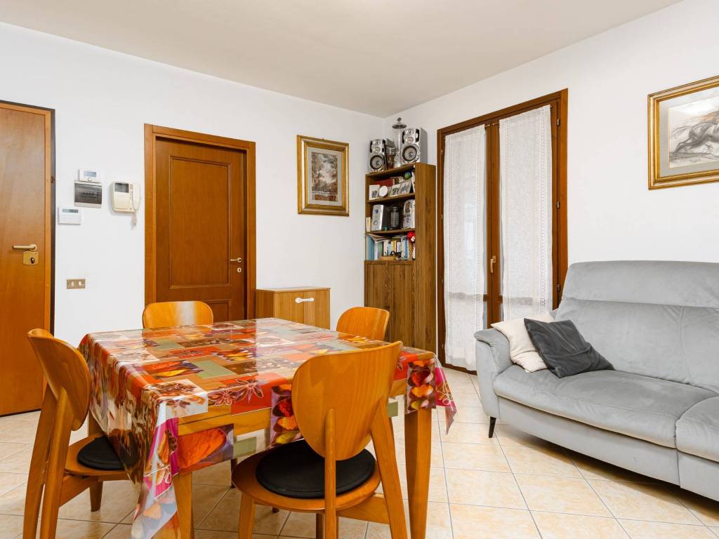 Appartamento a Prato in Via Giuseppe Dossetti, 20 - Foto 2
