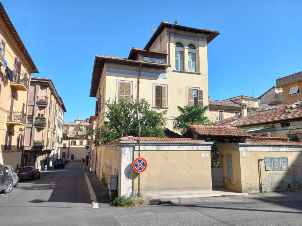 Appartamento a Bracciano in Via Armando Sala - Foto 2