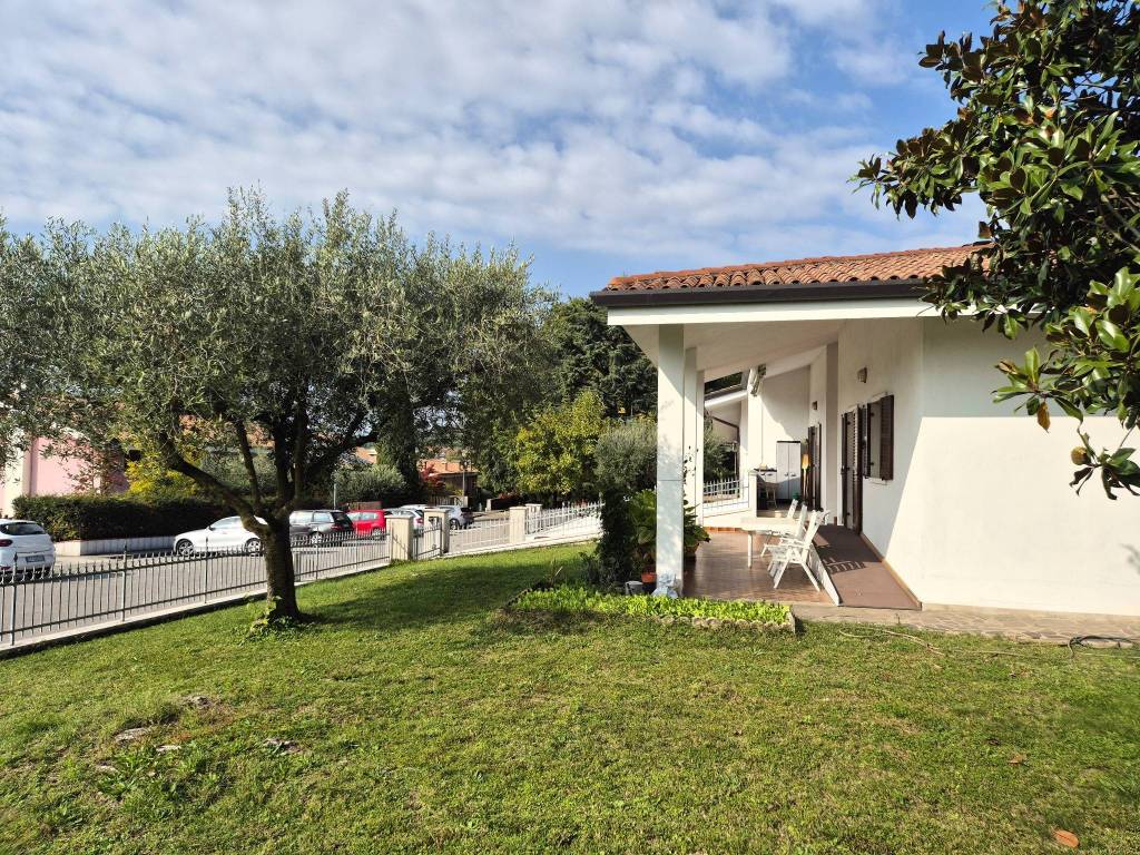 Villa a Sona in Via Pietro Mascagni - Foto 4