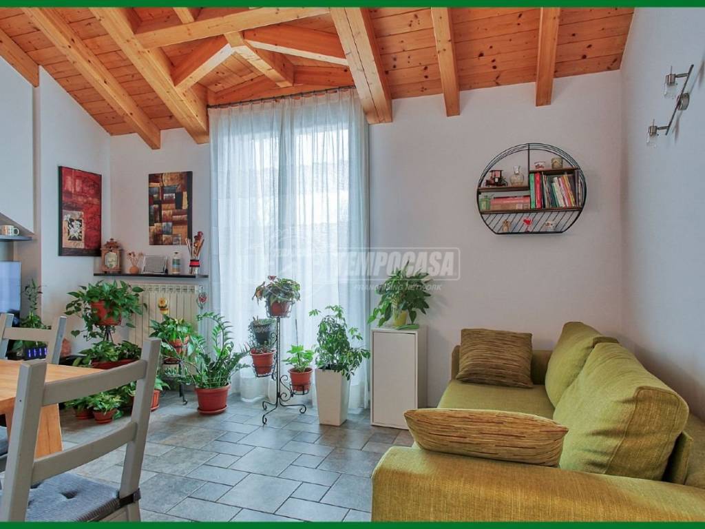Appartamento a Arcisate in Via maestri scalpellini - Foto 3