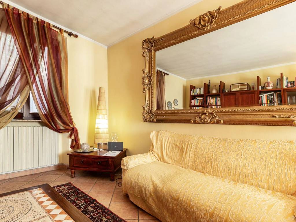 Casa indipendente a Besnate in Via Palestro, 2 - Foto 5