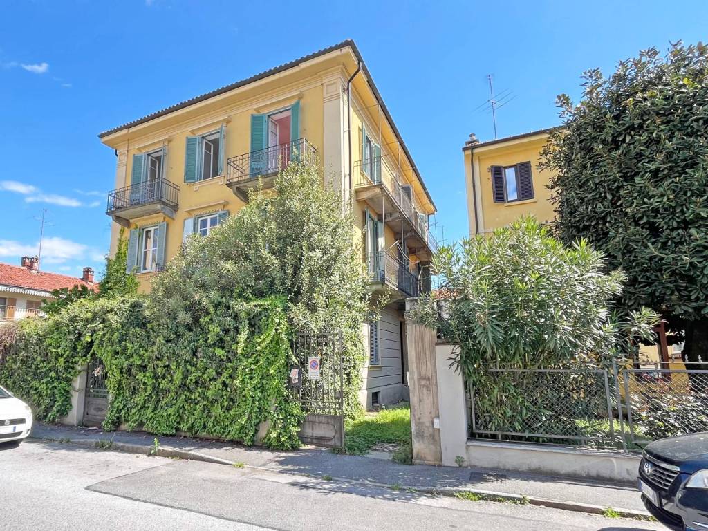 Appartamento a Pinerolo in via Stefano Fer, 36 - Foto 2