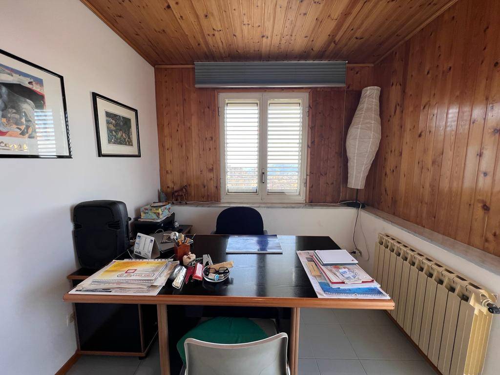 Appartamento a Caltanissetta in Via Filippo Paladini, 75 - Foto 4