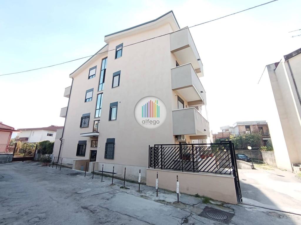 Appartamento a Caserta in Vicolo Tommaso Laudando - Foto 2